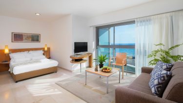 מלון דירות אוקיינוס במרינה - דירות נופש על הים. חדר שינה - image011